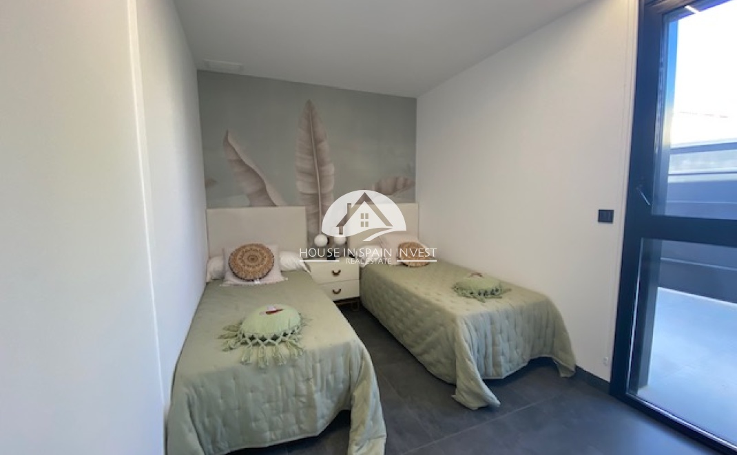 Resale - Villa - Torrevieja - Los Balcones  