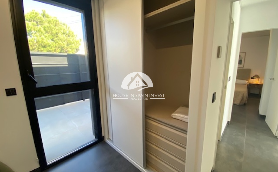 Resale - Villa - Torrevieja - Los Balcones  