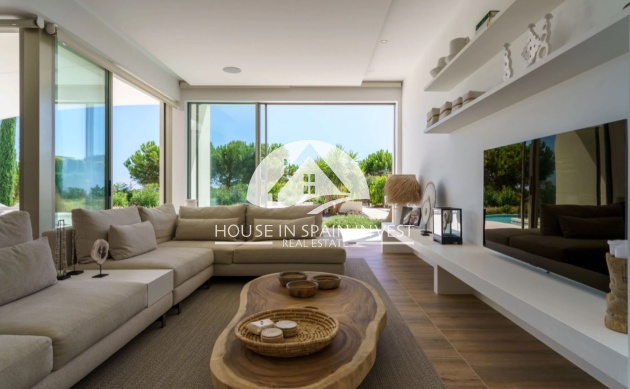 Resale - Villa - San Miguel de Salinas - Las Colinas Golf