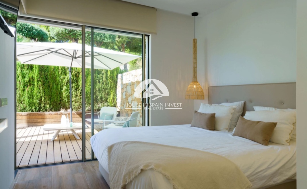 Resale - Villa - San Miguel de Salinas - Las Colinas Golf