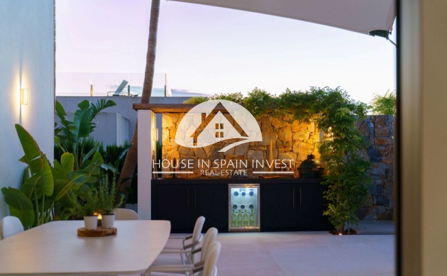 Resale - Villa - San Miguel de Salinas - Las Colinas Golf