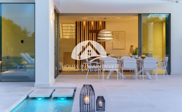 Resale - Villa - San Miguel de Salinas - Las Colinas Golf