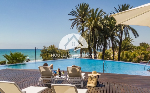 Resale - Villa - San Miguel de Salinas - Las Colinas Golf