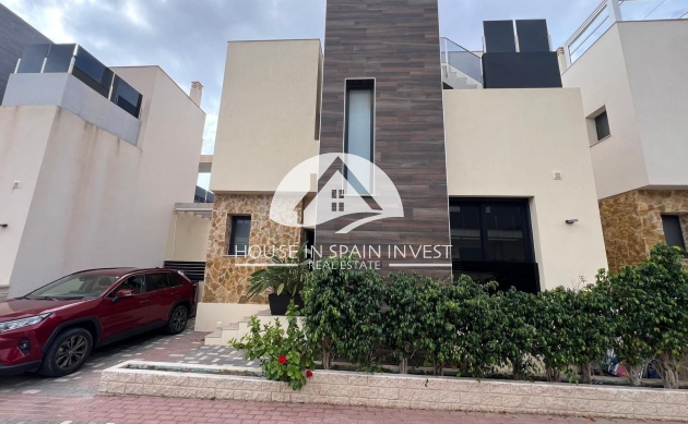 Resale - Villa - Orihuela Costa - Lomas De Cabo Roig