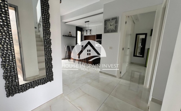 Resale - Villa - Orihuela Costa - Lomas De Cabo Roig