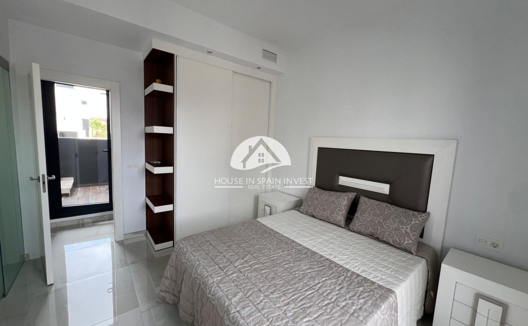 Resale - Villa - Orihuela Costa - Lomas De Cabo Roig