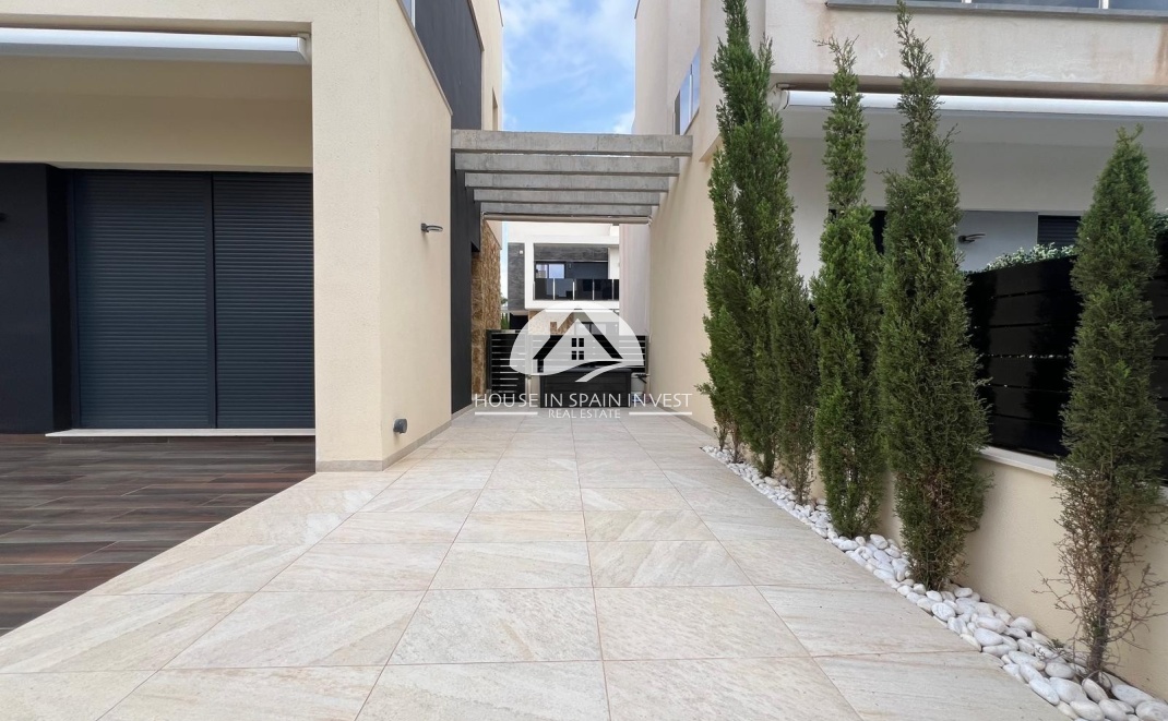 Resale - Villa - Orihuela Costa - Lomas De Cabo Roig