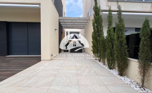 Resale - Villa - Orihuela Costa - Lomas De Cabo Roig