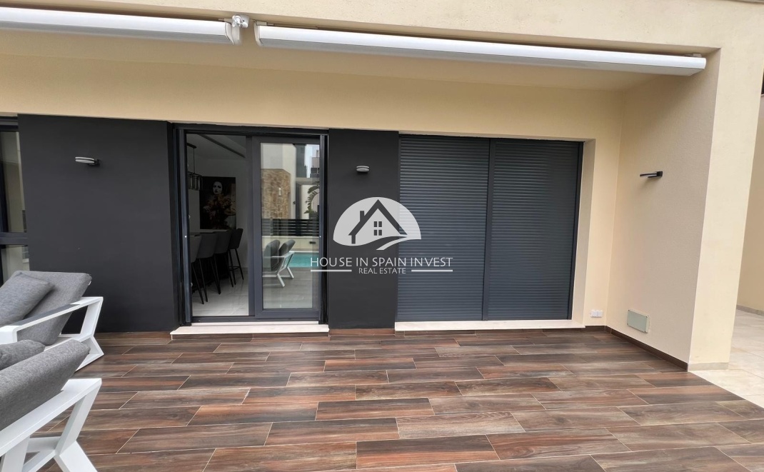 Resale - Villa - Orihuela Costa - Lomas De Cabo Roig