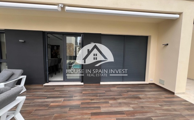 Resale - Villa - Orihuela Costa - Lomas De Cabo Roig