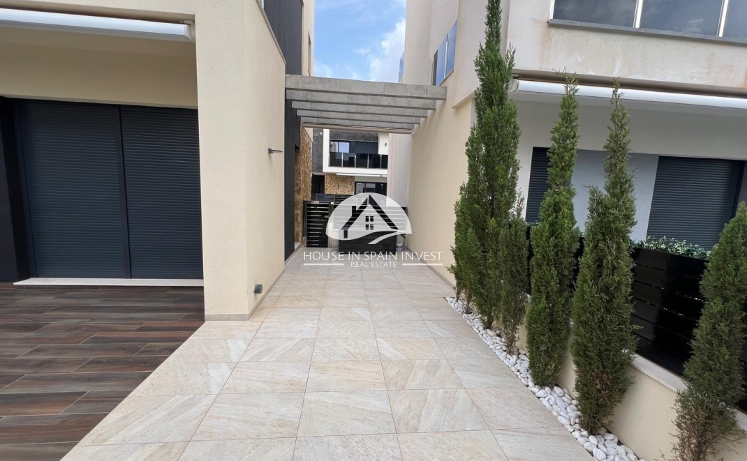 Resale - Villa - Orihuela Costa - Lomas De Cabo Roig