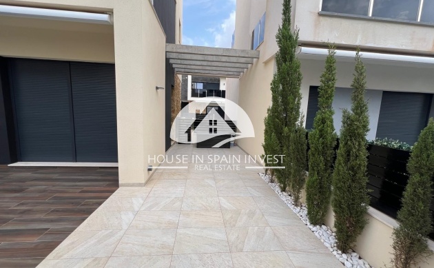 Resale - Villa - Orihuela Costa - Lomas De Cabo Roig