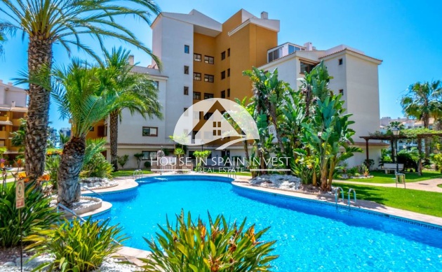 Resale - Apartment  - Torrevieja - Punta Prima  
