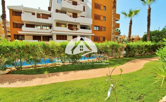 Resale - Apartment  - Torrevieja - Punta Prima  