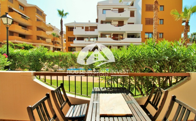 Resale - Apartment  - Torrevieja - Punta Prima  