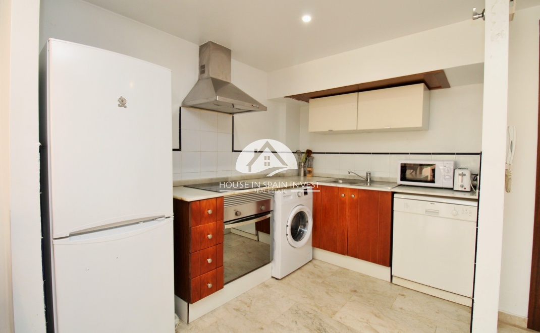 Resale - Apartment  - Torrevieja - Punta Prima  