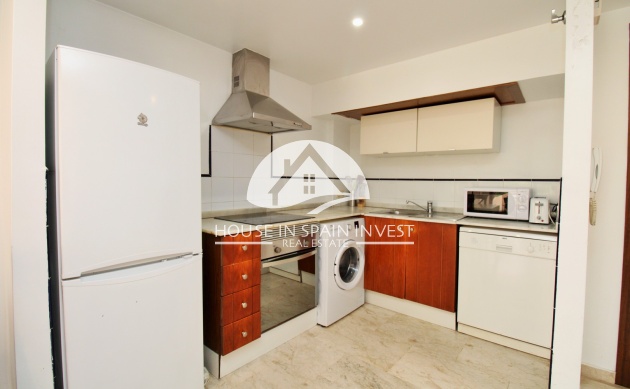 Resale - Apartment  - Torrevieja - Punta Prima  