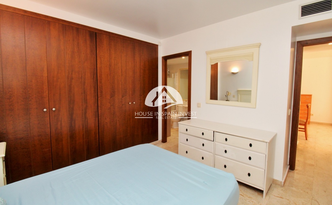 Resale - Apartment  - Torrevieja - Punta Prima  
