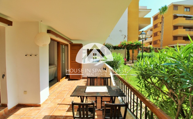 Resale - Apartment  - Torrevieja - Punta Prima  