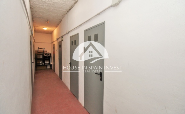 Resale - Apartment  - Torrevieja - Punta Prima  