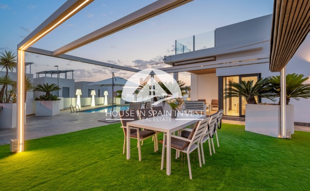 Resale - Villa - Orihuela Costa - Villamartín