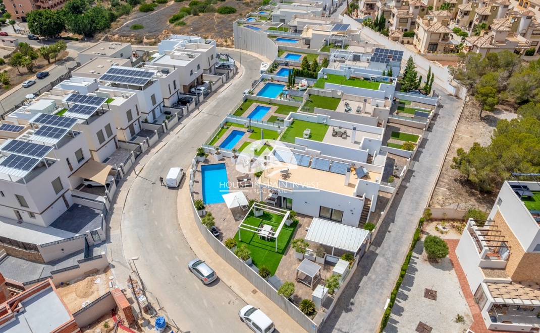 Resale - Villa - Orihuela Costa - Villamartín