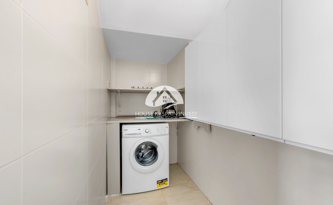 Resale - Villa - Orihuela Costa - Villamartín