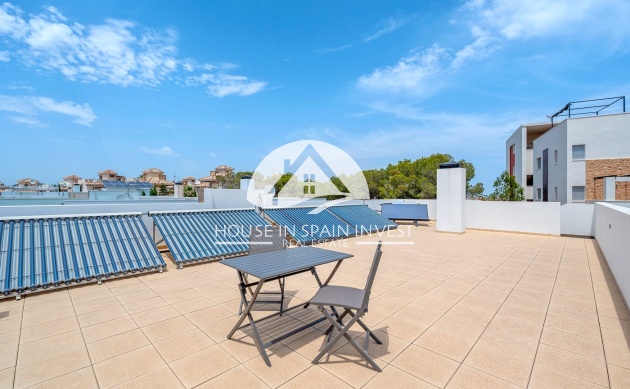 Resale - Villa - Orihuela Costa - Villamartín