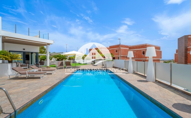 Resale - Villa - Orihuela Costa - Villamartín