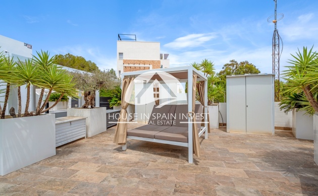Resale - Villa - Orihuela Costa - Villamartín