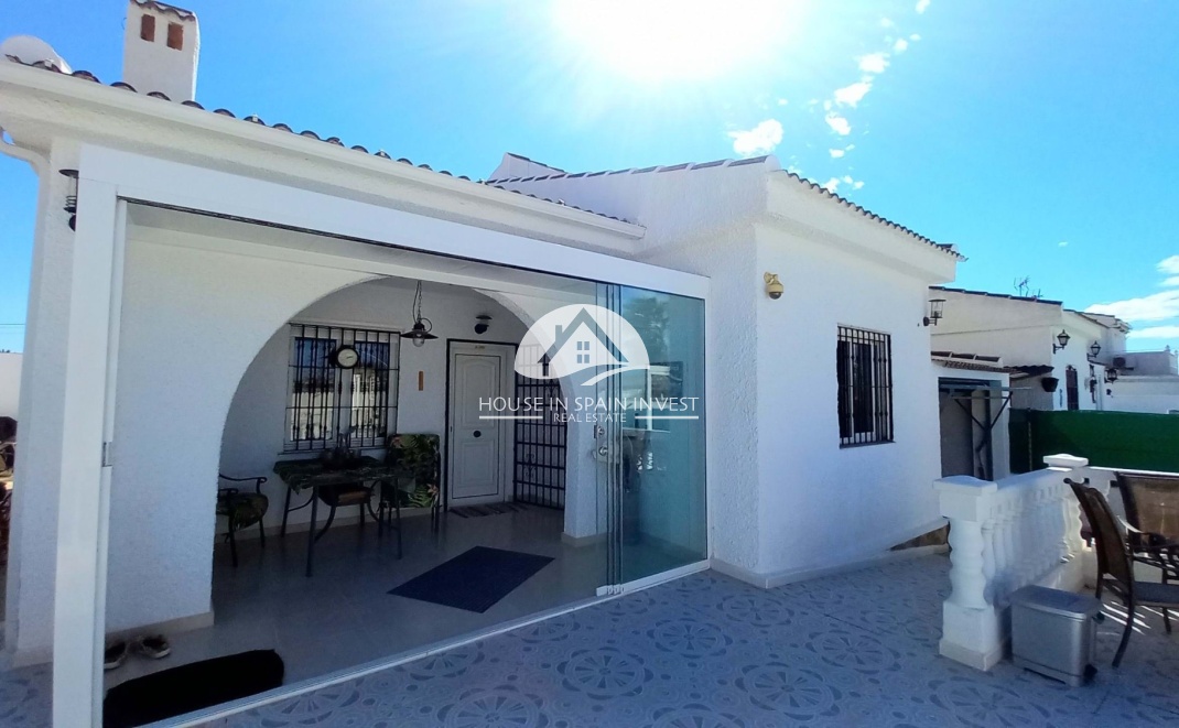 Resale - Villa - Torrevieja - La Siesta - El Chaparral - San Luis