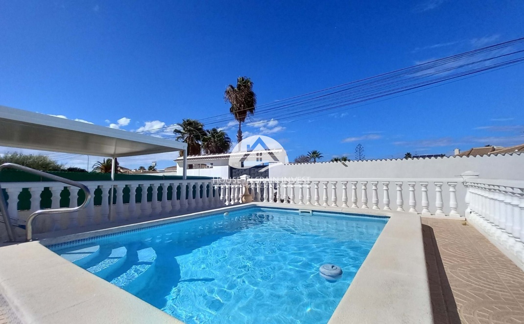 Resale - Villa - Torrevieja - La Siesta - El Chaparral - San Luis