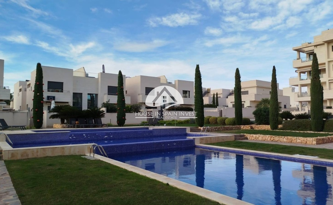 Resale - Villa - Orihuela Costa - La Zenia