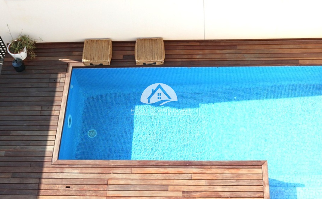 Resale - Villa - Orihuela Costa - La Zenia