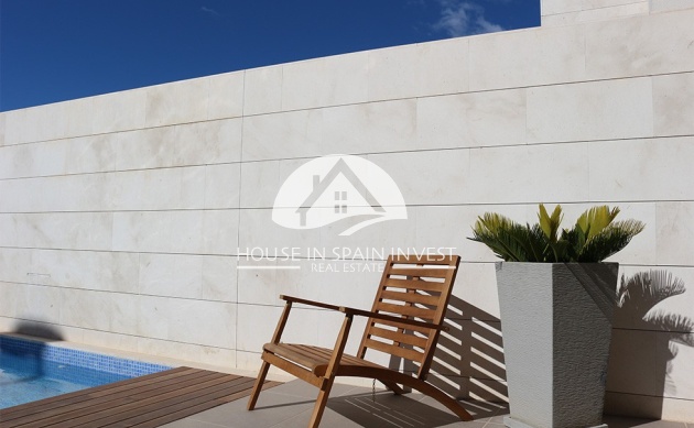 Resale - Villa - Orihuela Costa - La Zenia