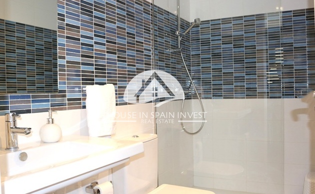 Resale - Villa - Orihuela Costa - La Zenia