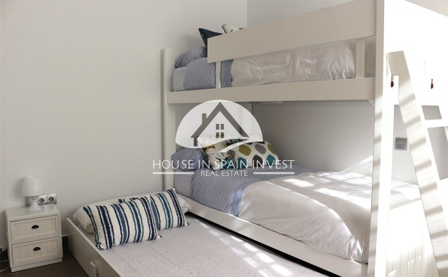 Resale - Villa - Orihuela Costa - La Zenia