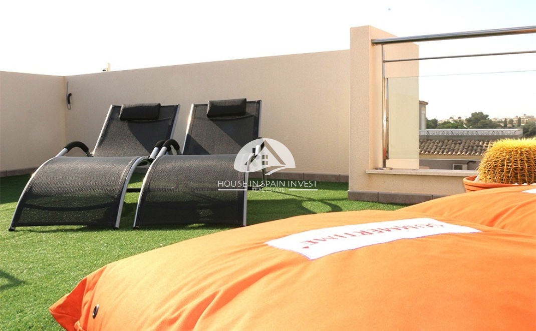 Resale - Villa - Orihuela Costa - La Zenia