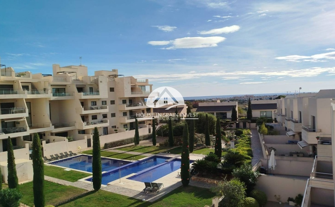 Resale - Villa - Orihuela Costa - La Zenia