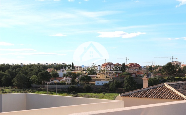 Resale - Villa - Orihuela Costa - La Zenia