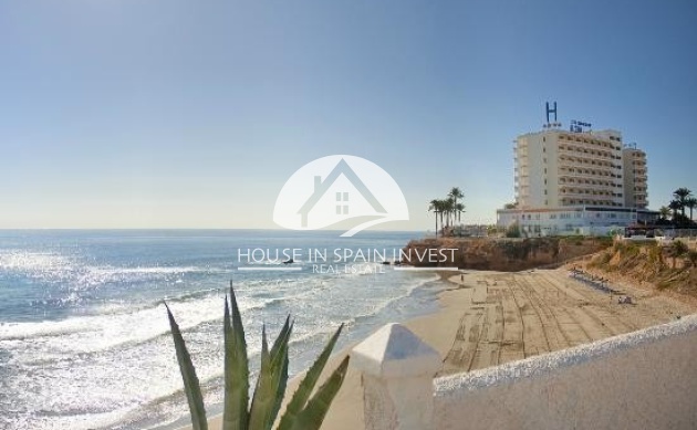 Resale - Villa - Orihuela Costa - La Zenia