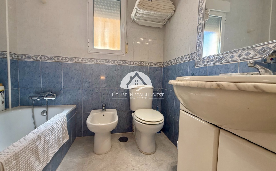 Resale - Villa - Orihuela Costa - Villamartín