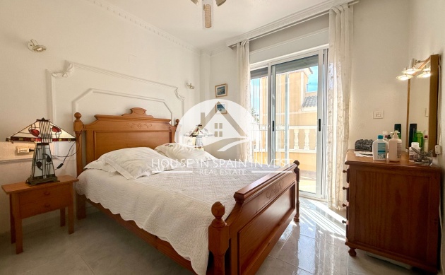 Resale - Villa - Orihuela Costa - Villamartín