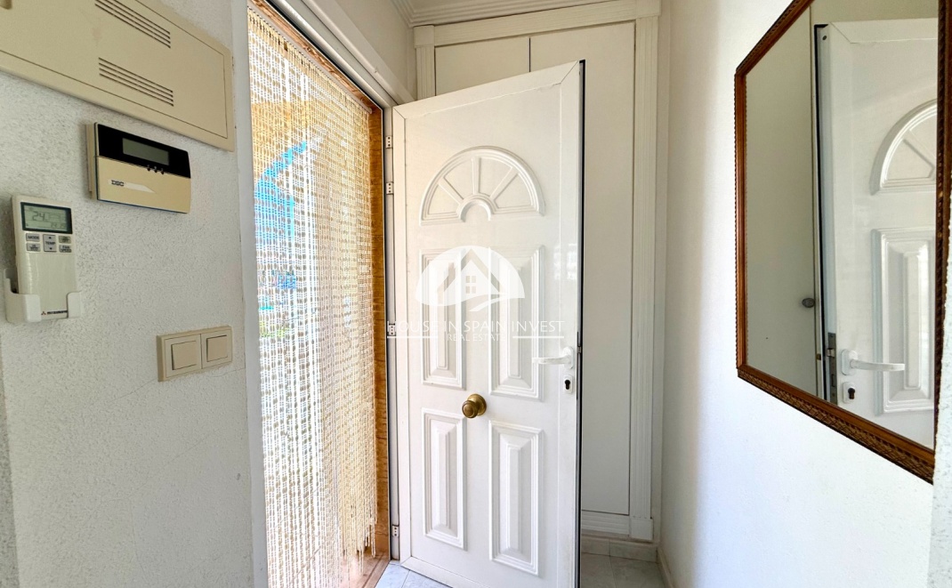 Resale - Villa - Orihuela Costa - Villamartín