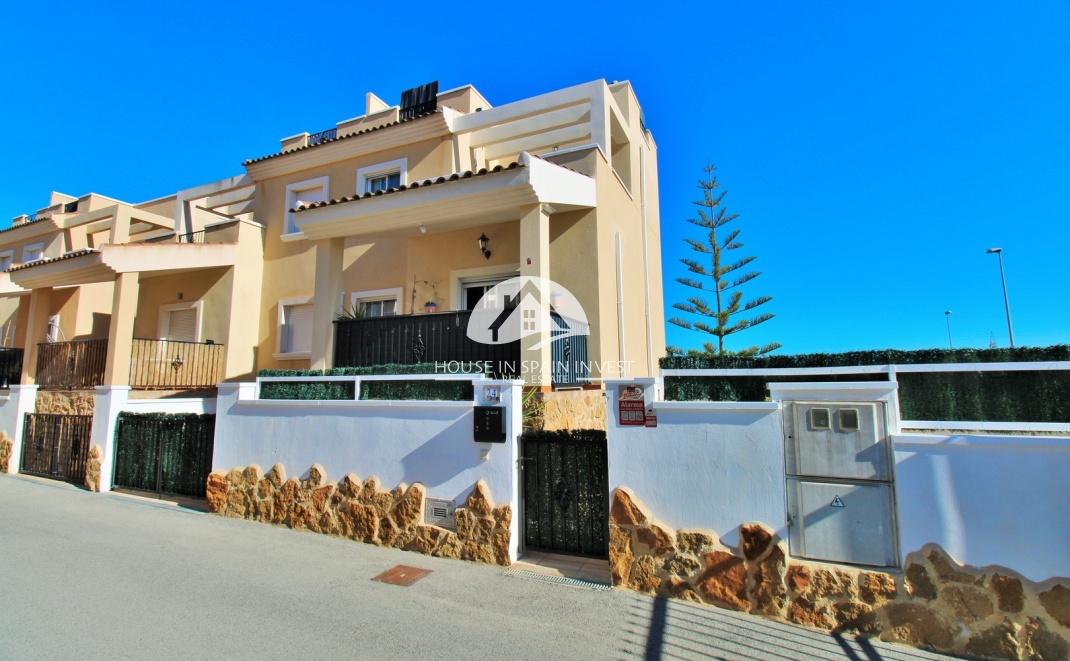 Resale - Townhouse - San Miguel de Salinas