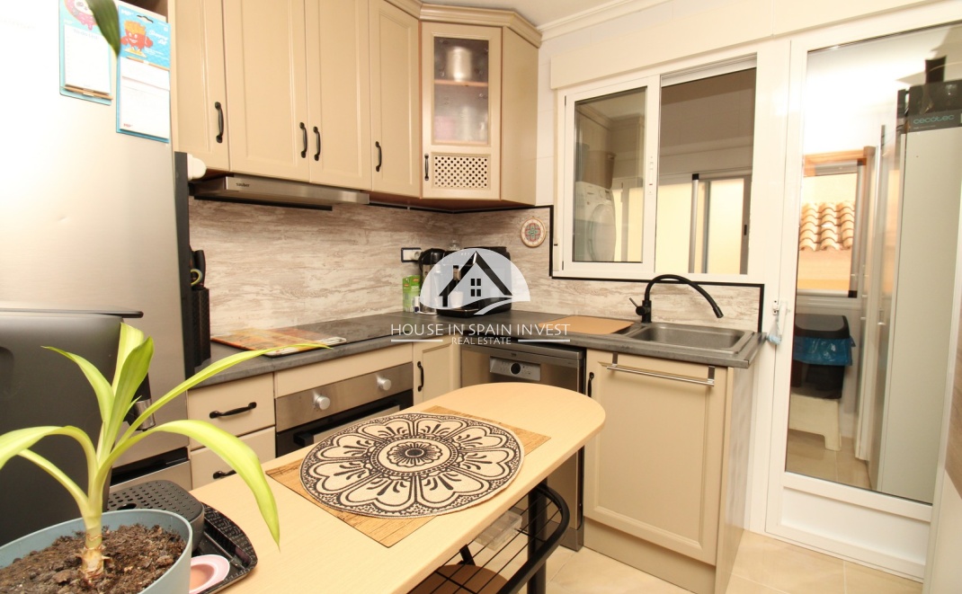 Resale - Townhouse - San Miguel de Salinas