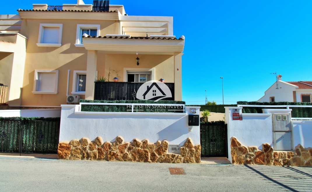 Resale - Townhouse - San Miguel de Salinas