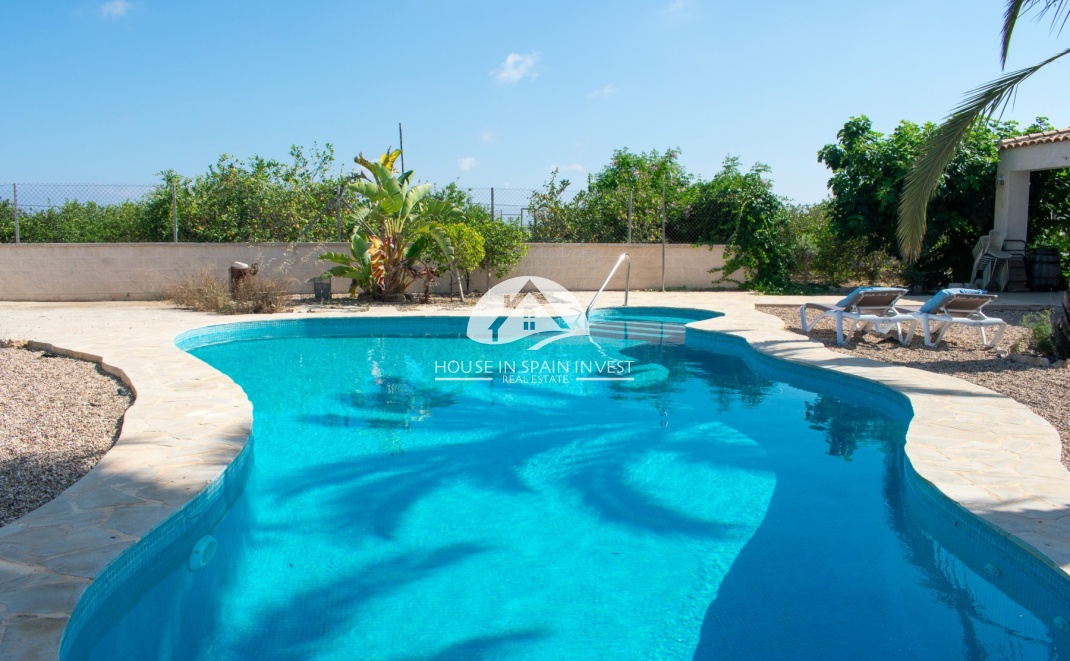 Resale - Villa - Guardamar del Segura - Guardamar - El Raso