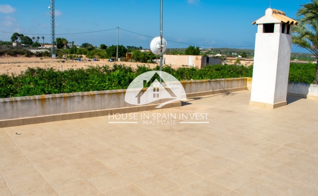 Resale - Villa - Guardamar del Segura - Guardamar - El Raso