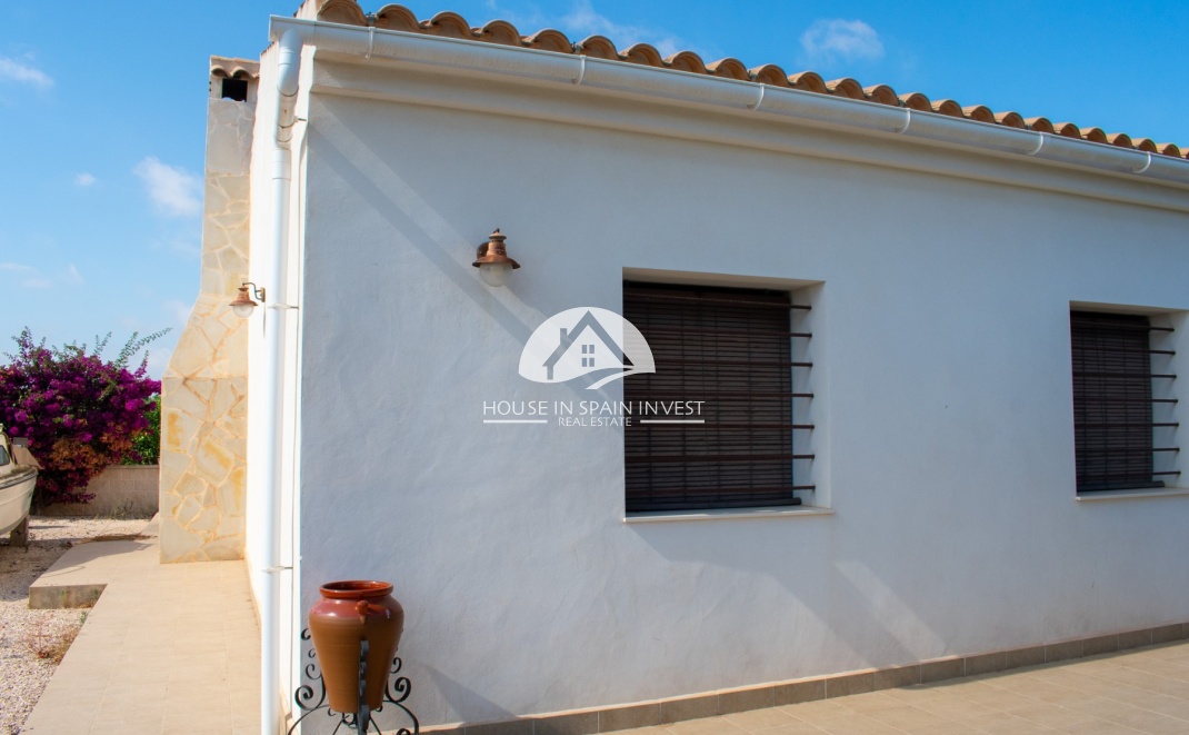 Resale - Villa - Guardamar del Segura - Guardamar - El Raso